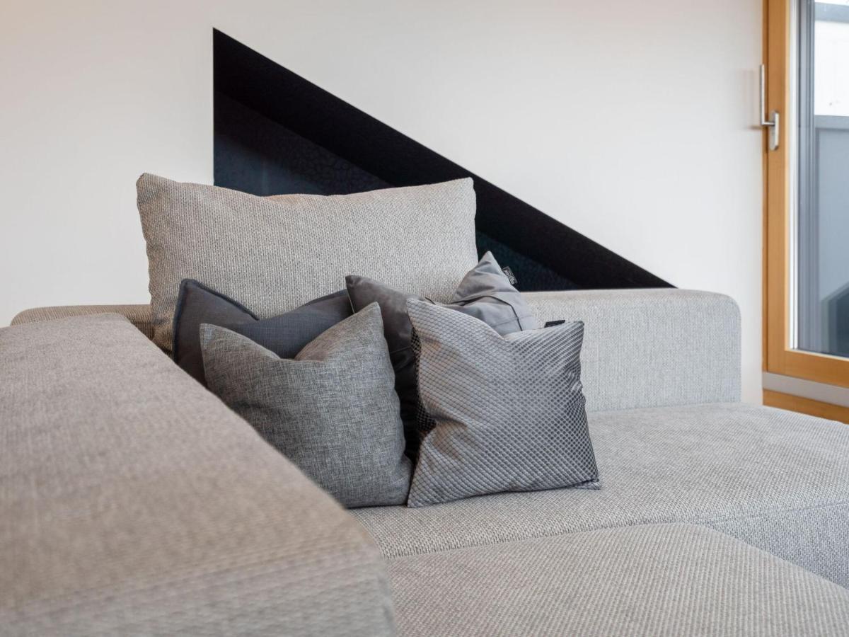 Sophisticated Apartment In Bregenz With Balcony Екстер'єр фото