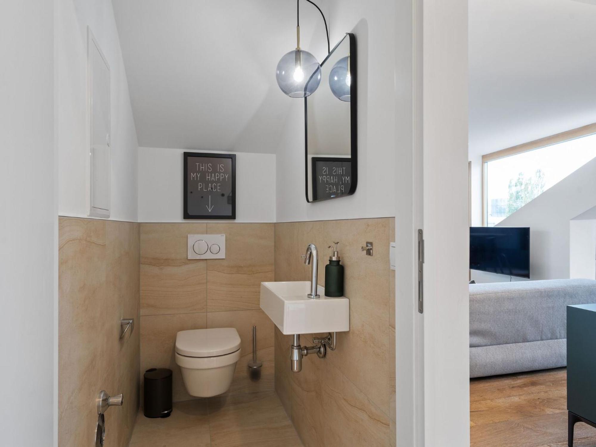 Sophisticated Apartment In Bregenz With Balcony Екстер'єр фото